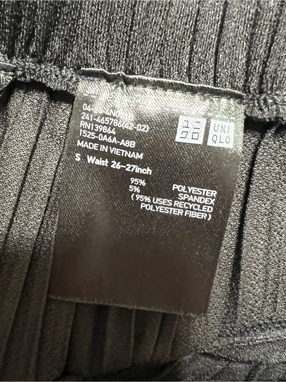 Uniqlo Black Pleated Wide Leg Trousers